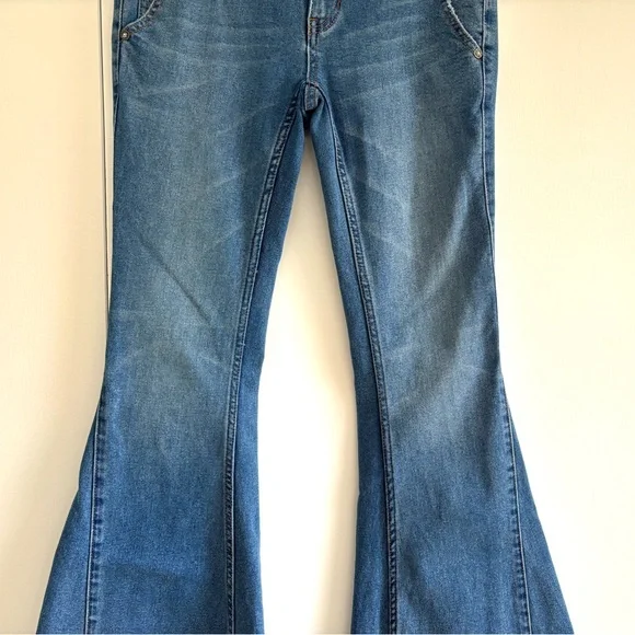 Free People We The Free Flare Low Rise Jeans Size 25 - Picture 3 of 10